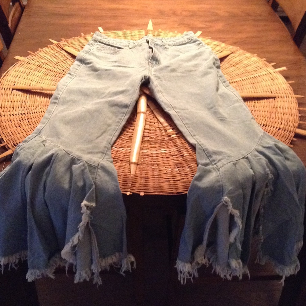 Beautiful Flare Cut Jeans